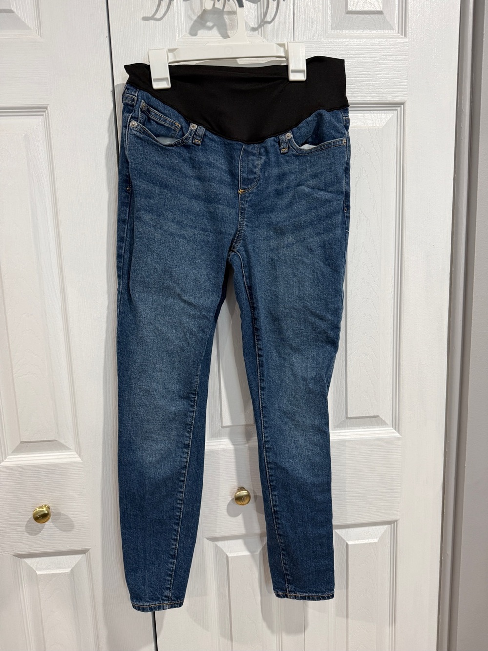 GAP Skinny Maternity Jeans in Dark Blue with Black Overband